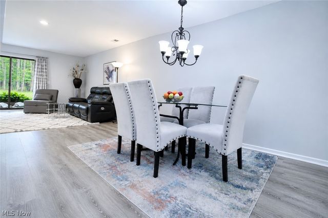 16575 Wren Road 3C, Chagrin Falls, OH 44023