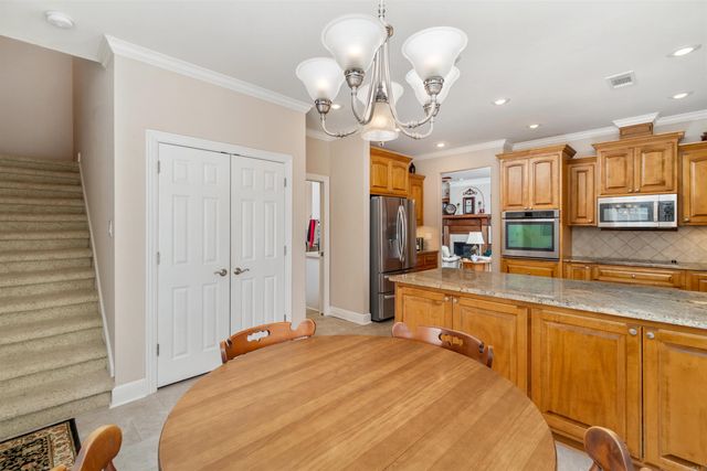 18 Amable Lane, Hot Springs Village, AR 71909