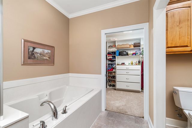 18 Amable Lane, Hot Springs Village, AR 71909