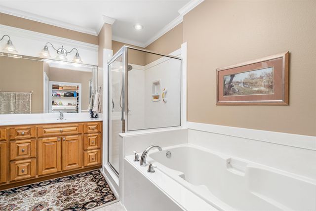 18 Amable Lane, Hot Springs Village, AR 71909