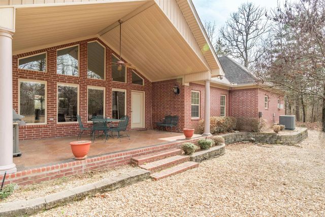18 Amable Lane, Hot Springs Village, AR 71909