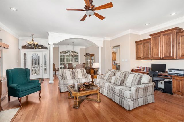 18 Amable Lane, Hot Springs Village, AR 71909