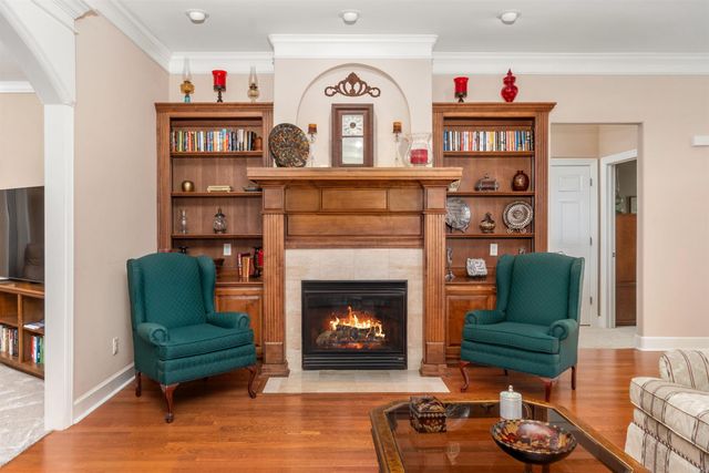 18 Amable Lane, Hot Springs Village, AR 71909