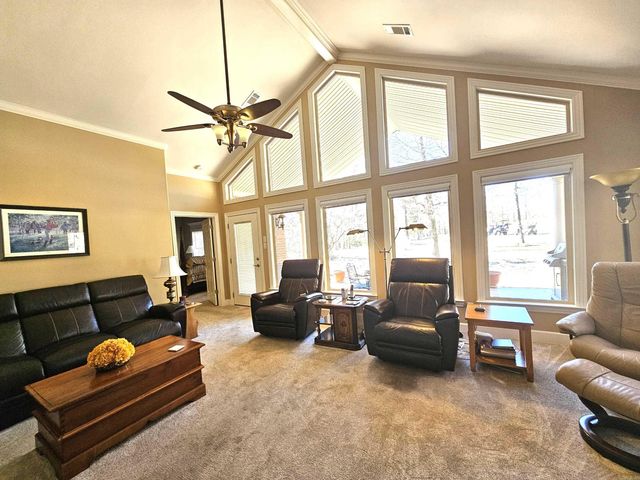 18 Amable Lane, Hot Springs Village, AR 71909