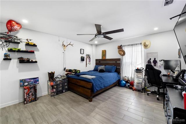 30195 Roberta Circle, Los Fresnos, TX 78566