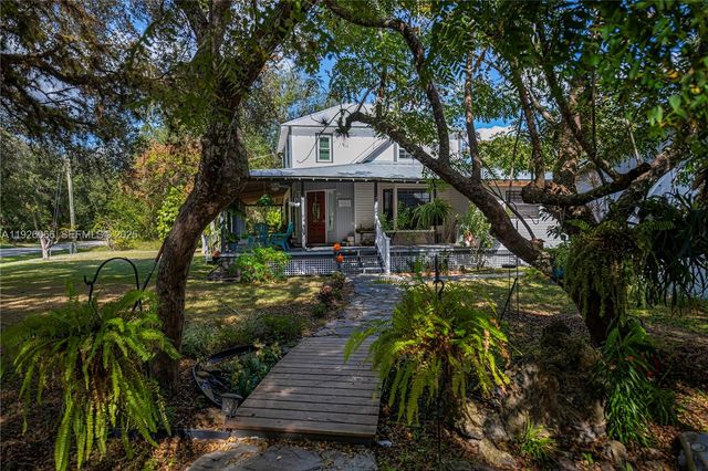 105 S OAK, La Belle, FL 33935