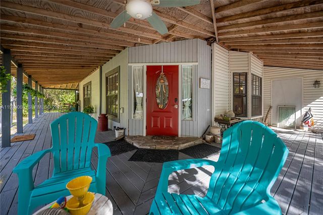 105 S OAK, La Belle, FL 33935