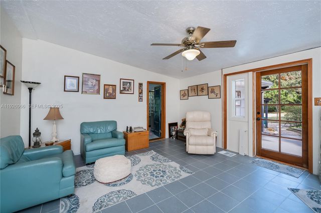 105 S OAK, La Belle, FL 33935