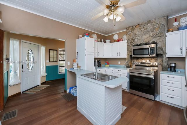 105 S OAK, La Belle, FL 33935