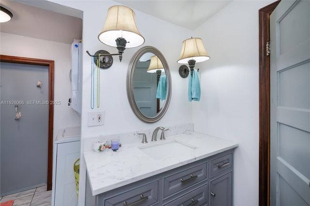 105 S OAK, La Belle, FL 33935