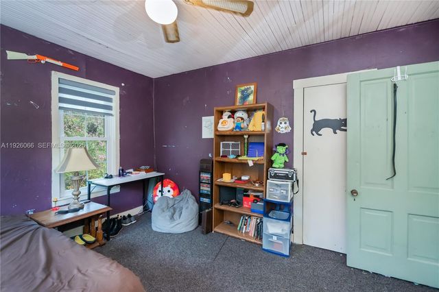 105 S OAK, La Belle, FL 33935