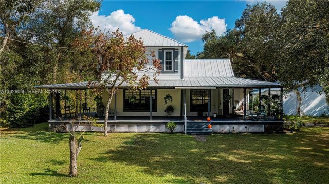 105 S OAK, La Belle, FL 33935