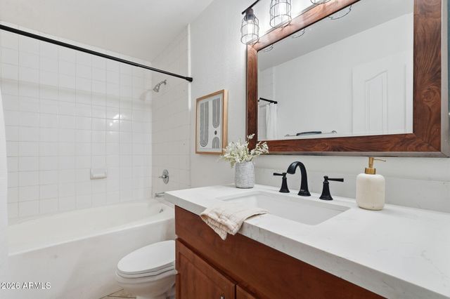 5104 N 32ND Street 109, Phoenix, AZ 85018