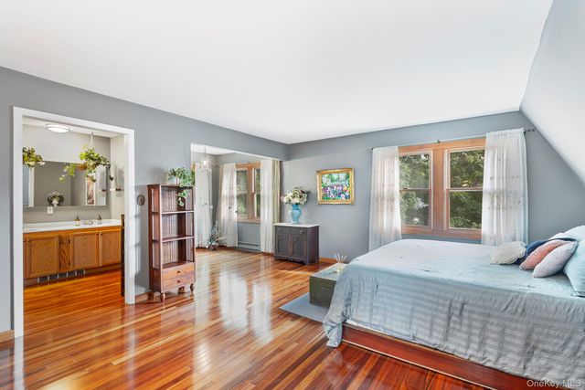 4 Hill Dale Avenue, Miller Place, NY 11764