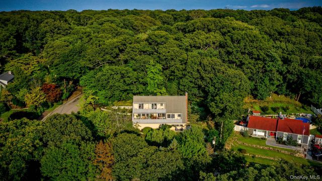 4 Hill Dale Avenue, Miller Place, NY 11764