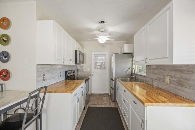 1446 SAINT CLAIR ROAD, Englewood, FL 34223