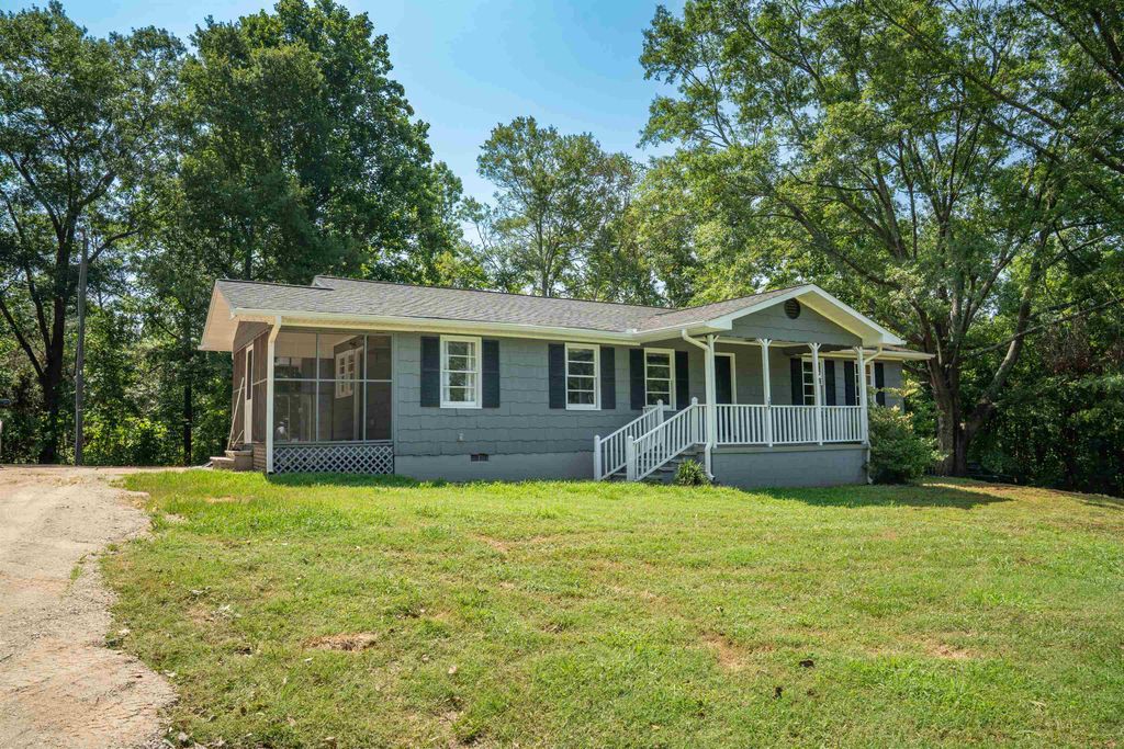 237 Buck Creek Road, Chesnee, SC 29323