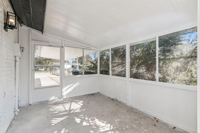 1070 N LIBBY COURT, Daytona Beach, FL 32117