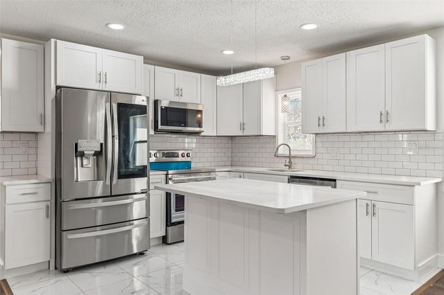 1070 N LIBBY COURT, Daytona Beach, FL 32117