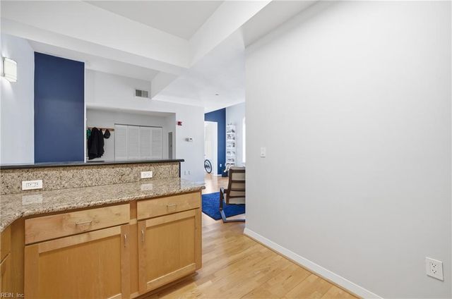 241 Granby St Unit 62, Norfolk, VA 23510