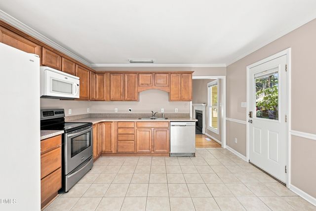 106 Barcelona Court, Cary, NC 27513