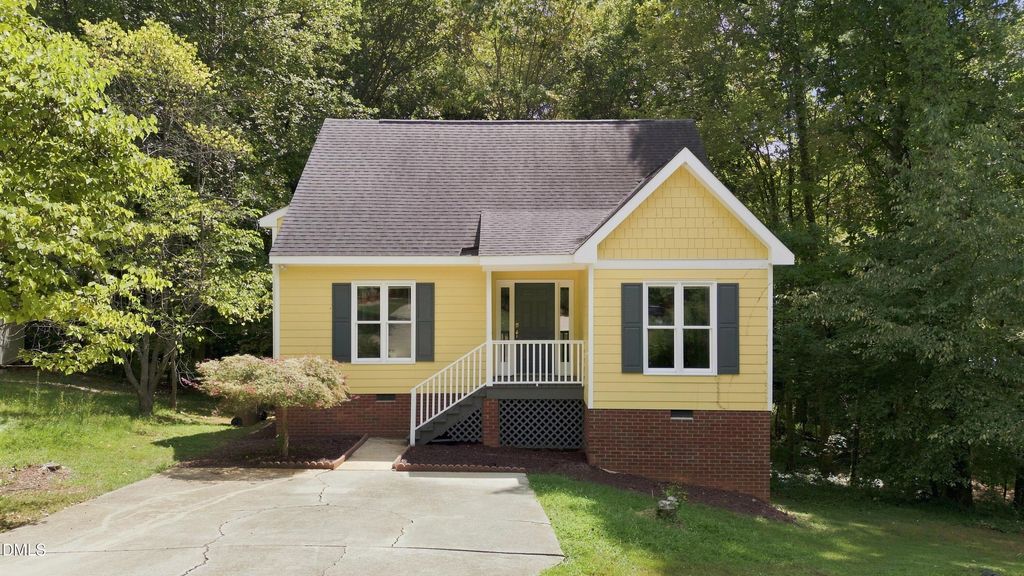 106 Barcelona Court, Cary, NC 27513
