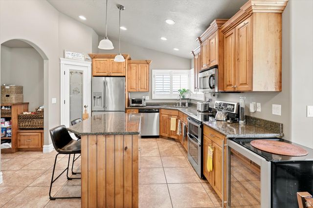 3139 N 1350 W, Pleasant View, UT 84414