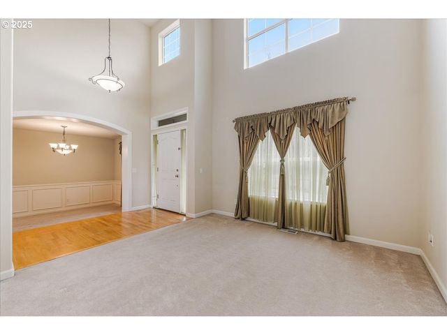 3115 SABO Ln, West Linn, OR 97068