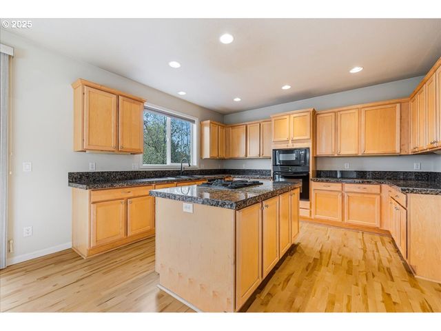 3115 SABO Ln, West Linn, OR 97068