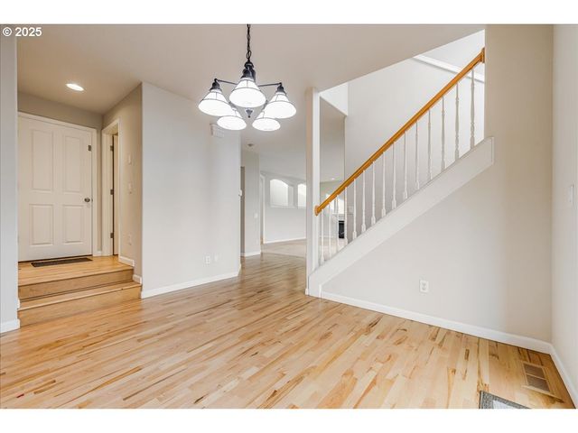 3115 SABO Ln, West Linn, OR 97068