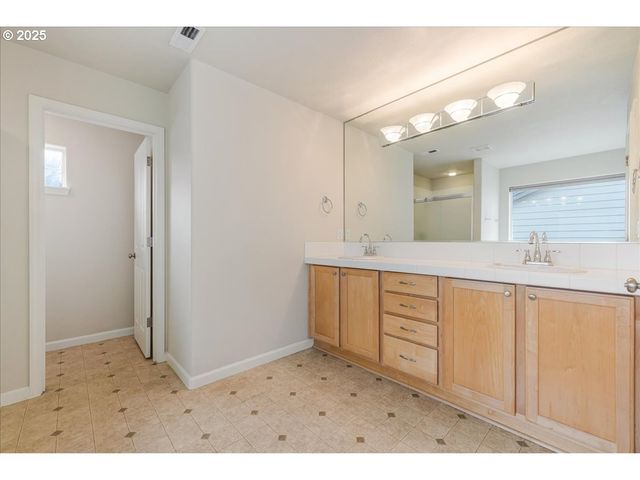 3115 SABO Ln, West Linn, OR 97068