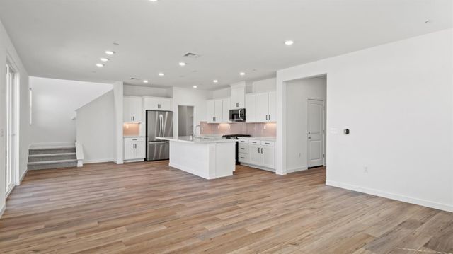 1416 Whitewater Way, Lincoln, CA 95648