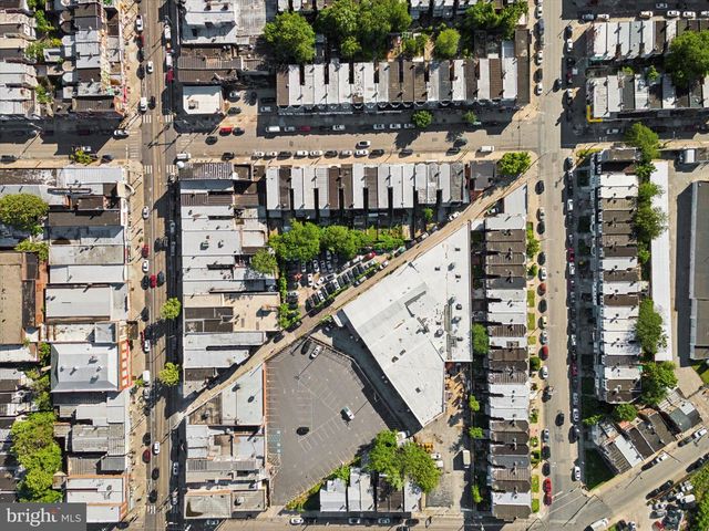 2110 FARRELL LN, Philadelphia, PA 19142