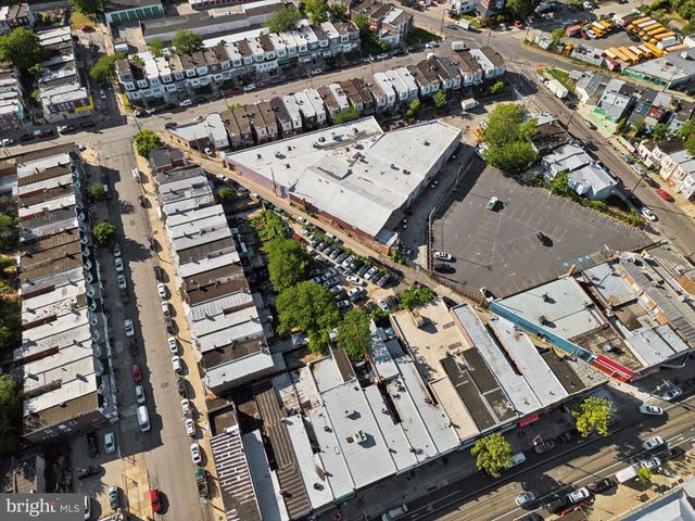 2110 FARRELL LN, Philadelphia, PA 19142