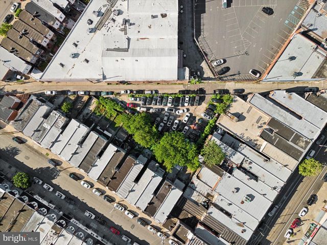 2110 FARRELL LN, Philadelphia, PA 19142