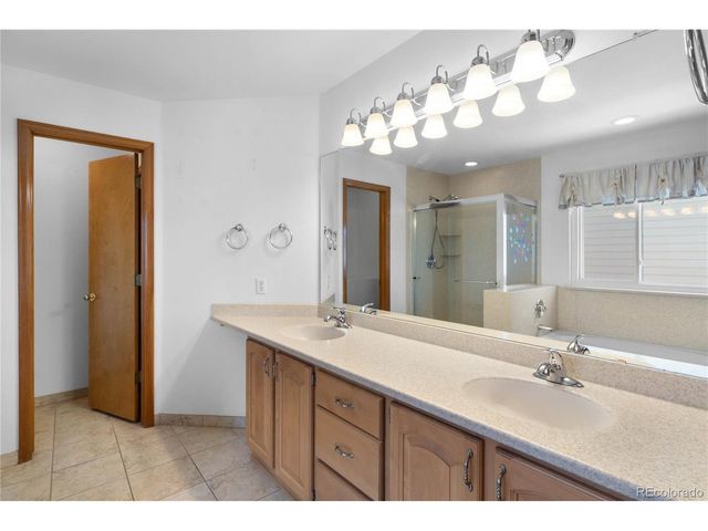 19062 E Chenango Cir, Aurora, CO 80015