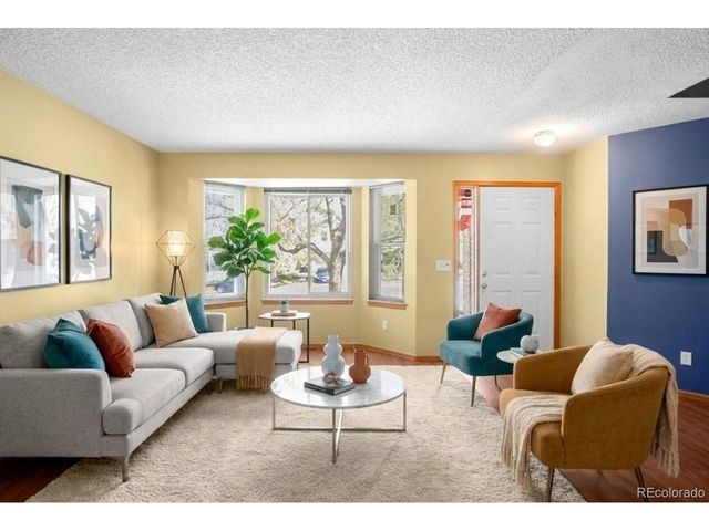 19062 E Chenango Cir, Aurora, CO 80015