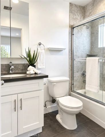 3525 Siskiyou, Los Angeles, CA 90023