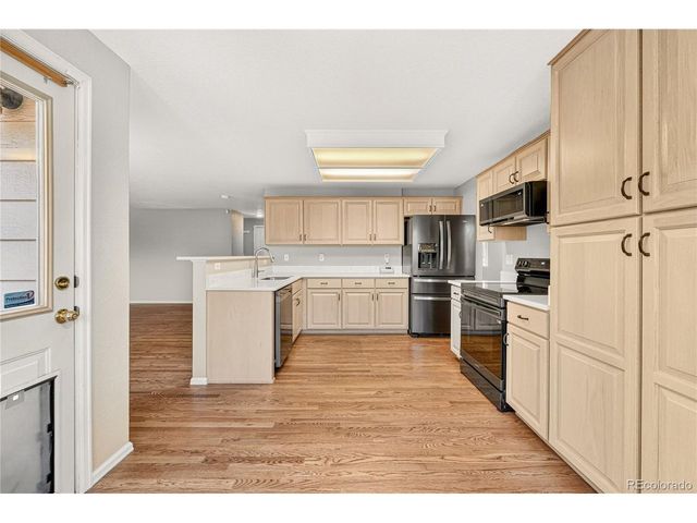 5414 Oak St, Arvada, CO 80002