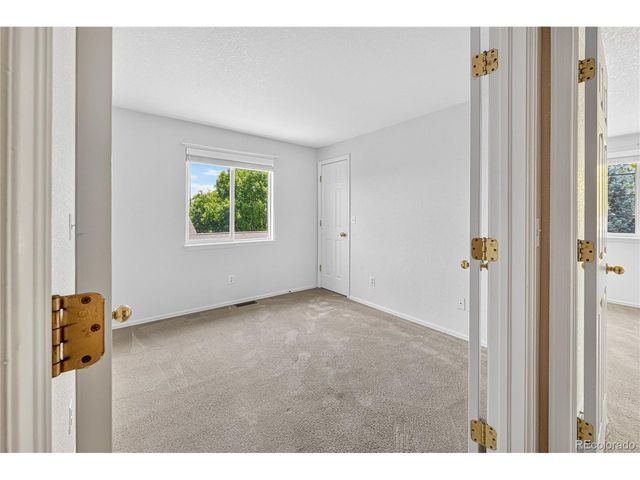 5414 Oak St, Arvada, CO 80002