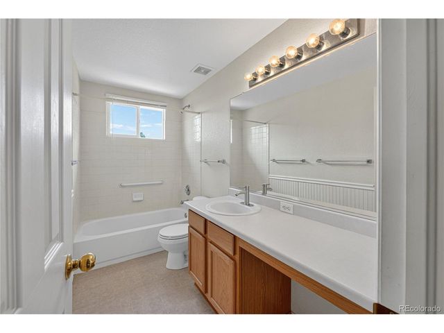 5414 Oak St, Arvada, CO 80002