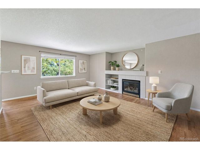5414 Oak St, Arvada, CO 80002