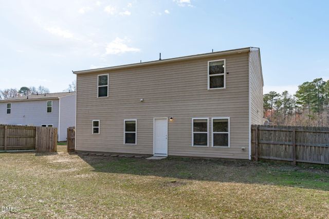 170 Fawnbrook Drive, Four Oaks, NC 27524