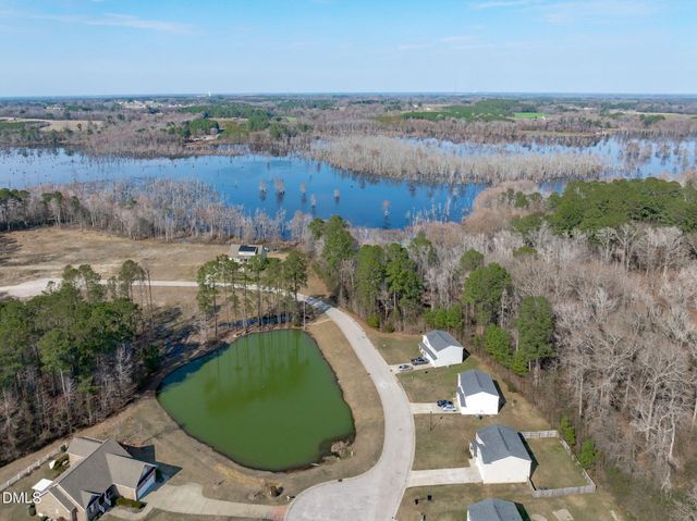 170 Fawnbrook Drive, Four Oaks, NC 27524