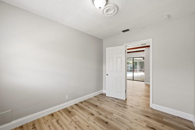 8-10 NE 9th Avenue, Deerfield Beach, FL 33441