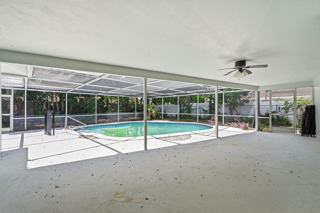 8-10 NE 9th Avenue, Deerfield Beach, FL 33441