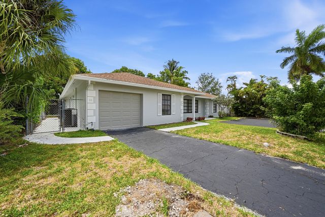 8-10 NE 9th Avenue, Deerfield Beach, FL 33441