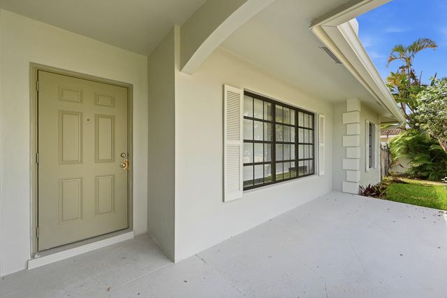 8-10 NE 9th Avenue, Deerfield Beach, FL 33441