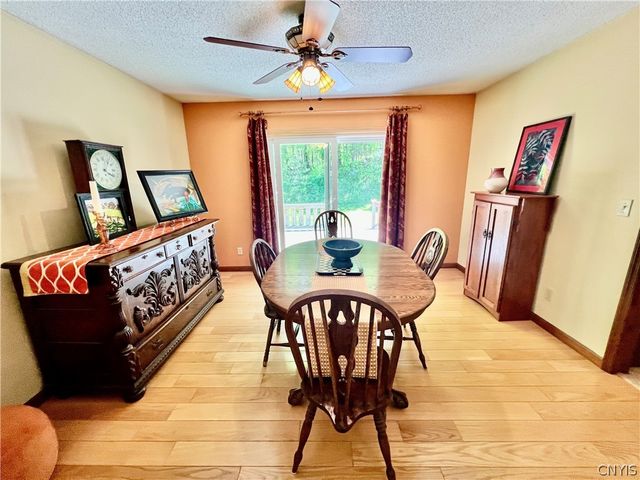 18 Pond Path, Oswego, NY 13126