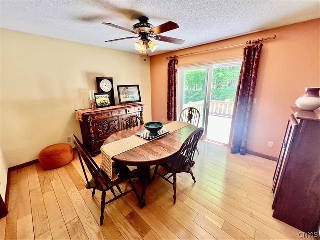 18 Pond Path, Oswego, NY 13126